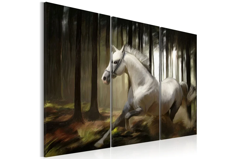 Bilde A White Horse In The Midst Of The Trees 60×40 v:2085128 Bilde A White Horse In The Midst Of The Trees 60×40 v:2085128
