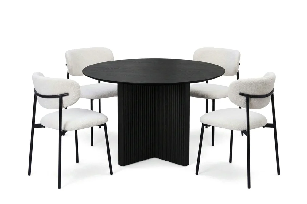 Edda spisegruppe rund 110 cm Svart med 4 Lucy spisestoler v:4803466