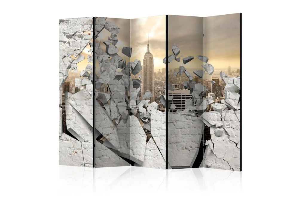 Romdeler City Behind The Wall 225x172 v:3476281