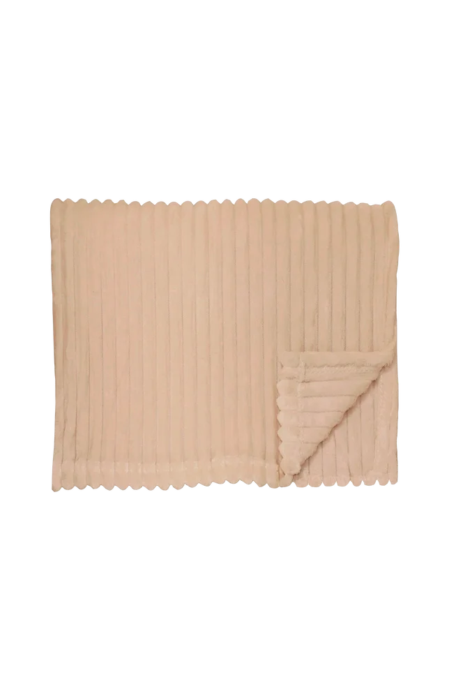 Baloo pledd 130×170 – Beige – Tekstiler | m v:393469 Baloo pledd 130×170 – Beige – Tekstiler | m v:393469