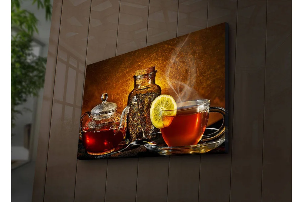 Lerretsbilde med LED-belysning 45x70 cm - Varmt og innbydende tesett med sitronskive v:5413929