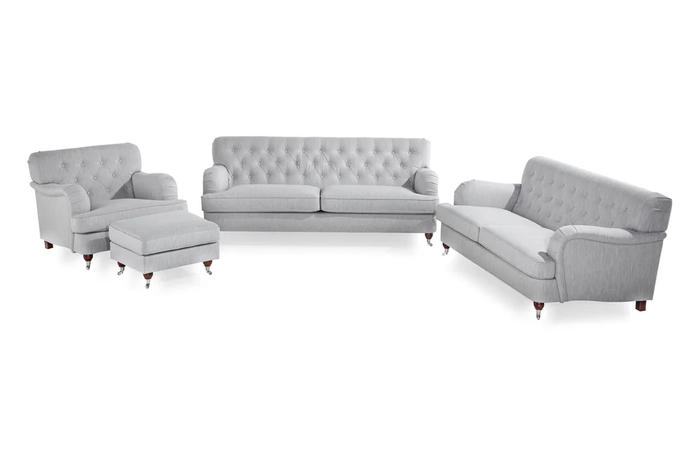 Howard Riviera Sofagruppe Bøyd 3-seter + 2-seter Sofa + Lenestol + Fotskammel i Stoff v:1058686